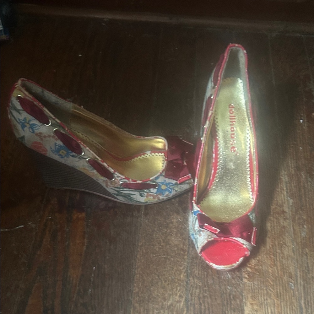 Dollhouse Red and Floral Wedges